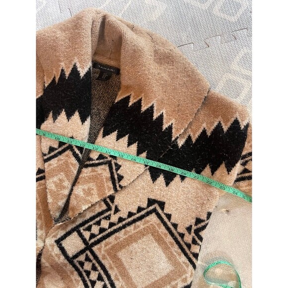 Tahari Western Tribal Print With Bohemian Flair Open Cardigan Medium Sweater - Picture 9 of 9